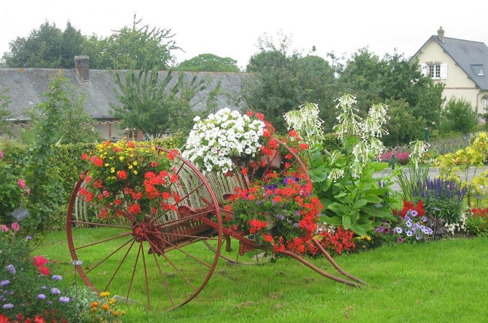 Le Refuge De Normandie Avec Spa Et Cheminee Vila Mesnieres-en-Bray Exterior foto